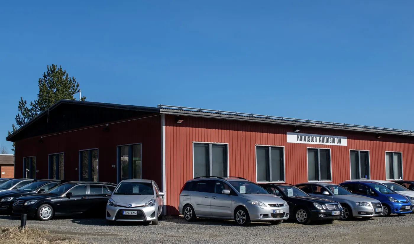 Ostamme autosi – tai myymme sen puolestasi