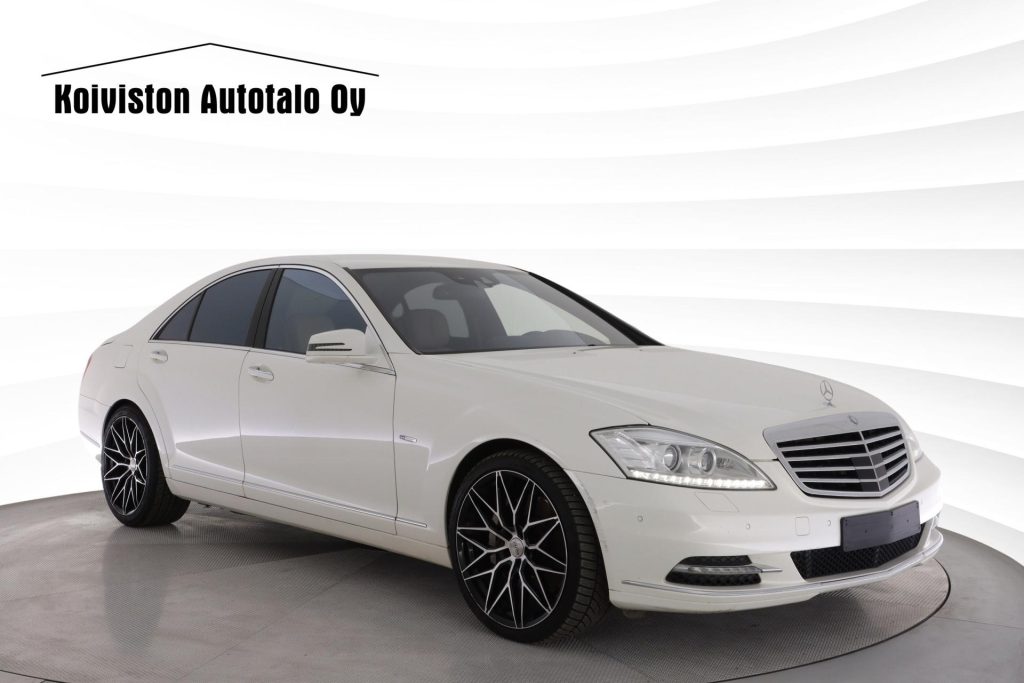 Mercedes-Benz S