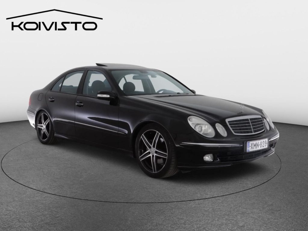 Mercedes-Benz E 320
