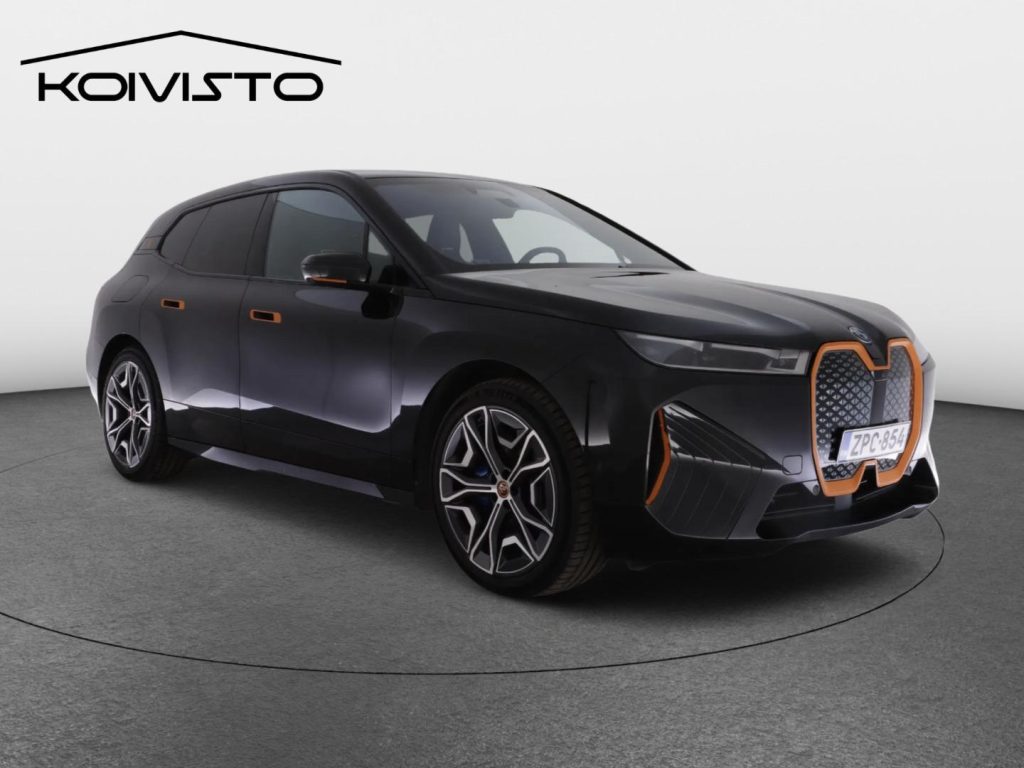 BMW iX